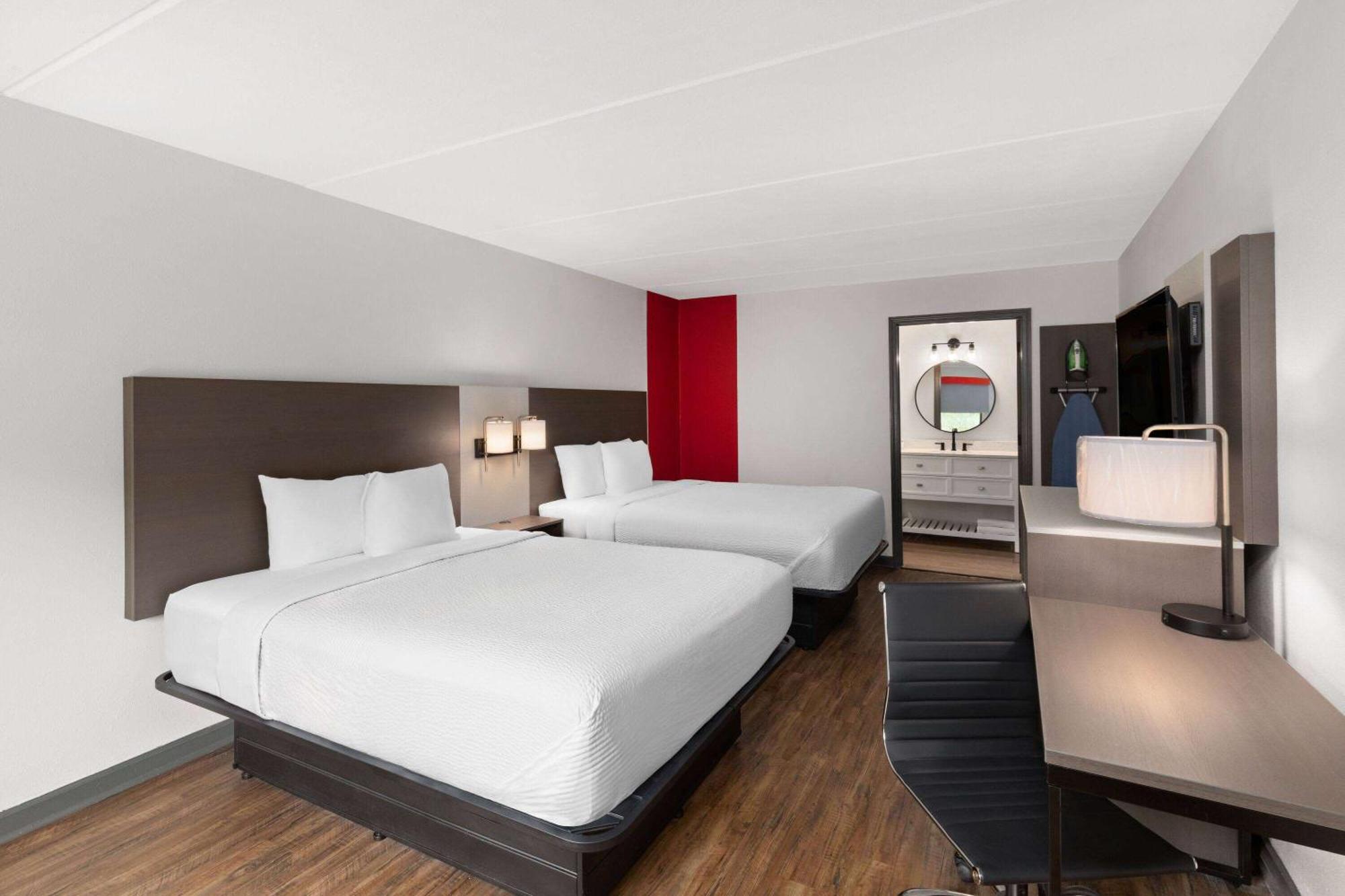 ホテル Ramada By Wyndham ベーンブリッジ エクステリア 写真
